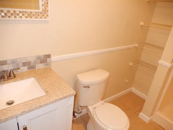 $1,395 | 932 South Lipona Road, Tallahassee, FL 32304