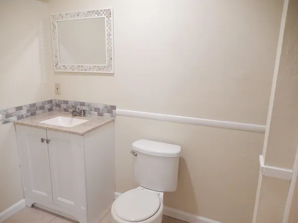 $1,395 | 932 South Lipona Road, Tallahassee, FL 32304