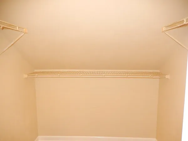 $1,395 | 932 South Lipona Road, Tallahassee, FL 32304