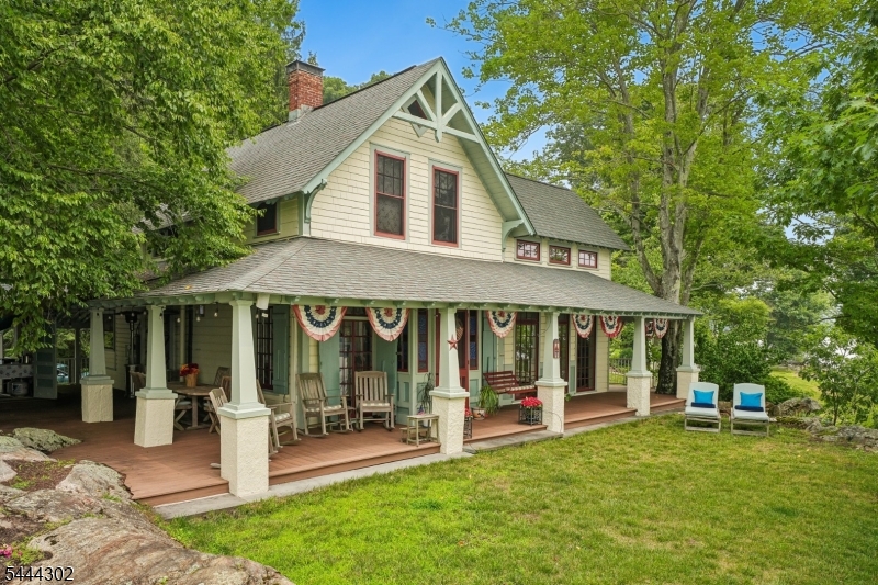55 Raccoon Island Road Lake Hopatcong, NJ 07849 - Photo 3 of 49 Gallery Image 3