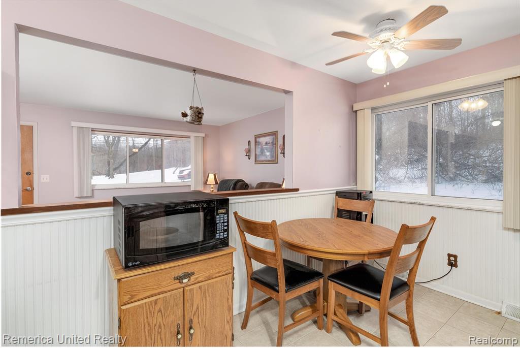 5731 Flemings Lake Road Clarkston, MI 48348 - Photo 16 of 54 Gallery Image 16