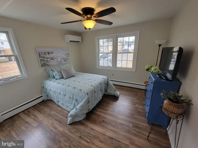 $2,200 | 806 Woodland Avenue, Wilmington, DE 19808