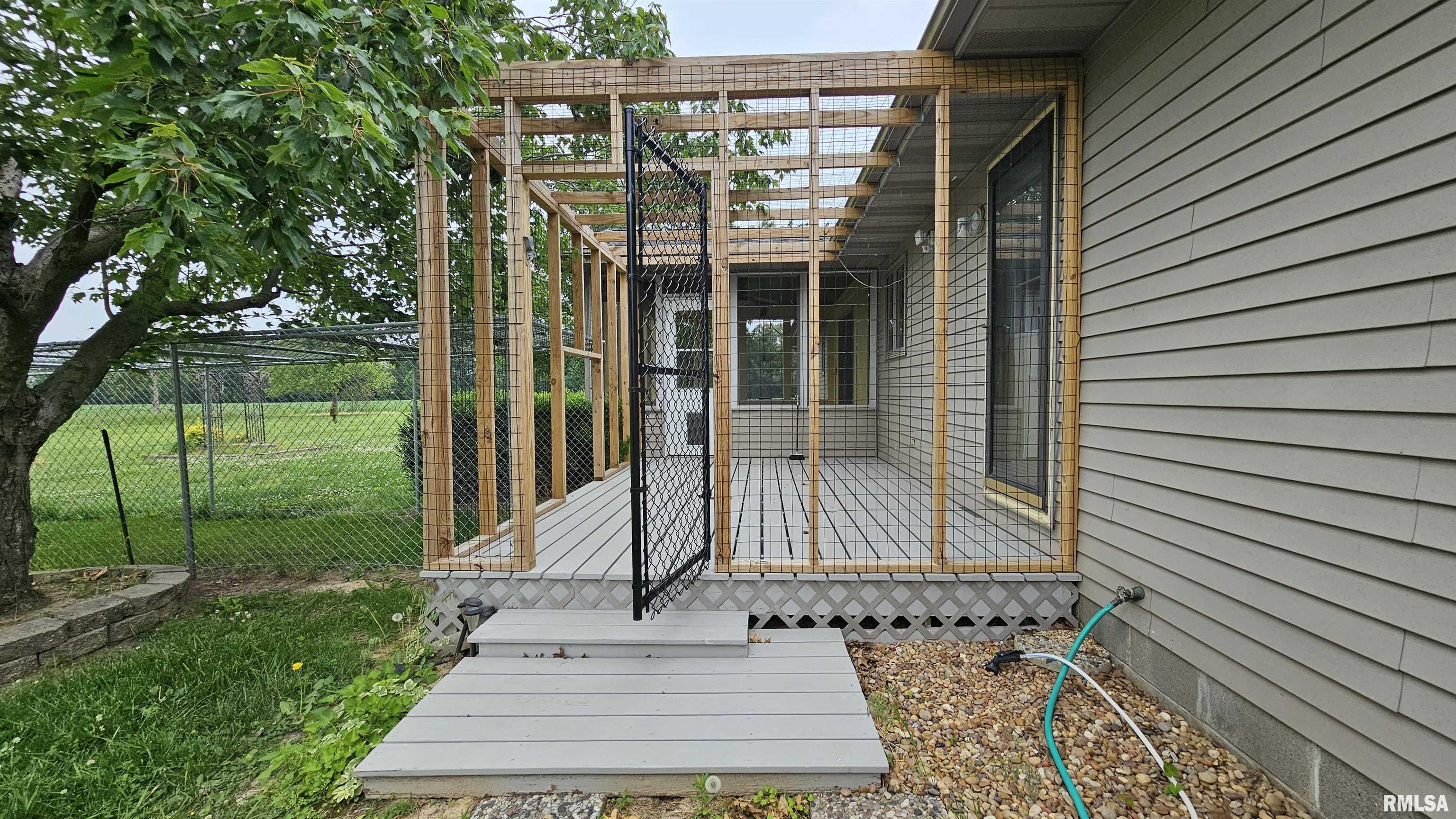 3866 North Reed Station Road De Soto, IL 62924 - Photo 5 of 6
