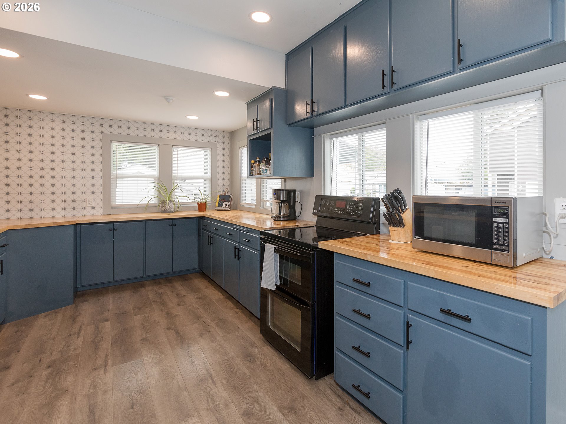 707 Southeast Union Street Camas, WA 98607 - Photo 12 of 47