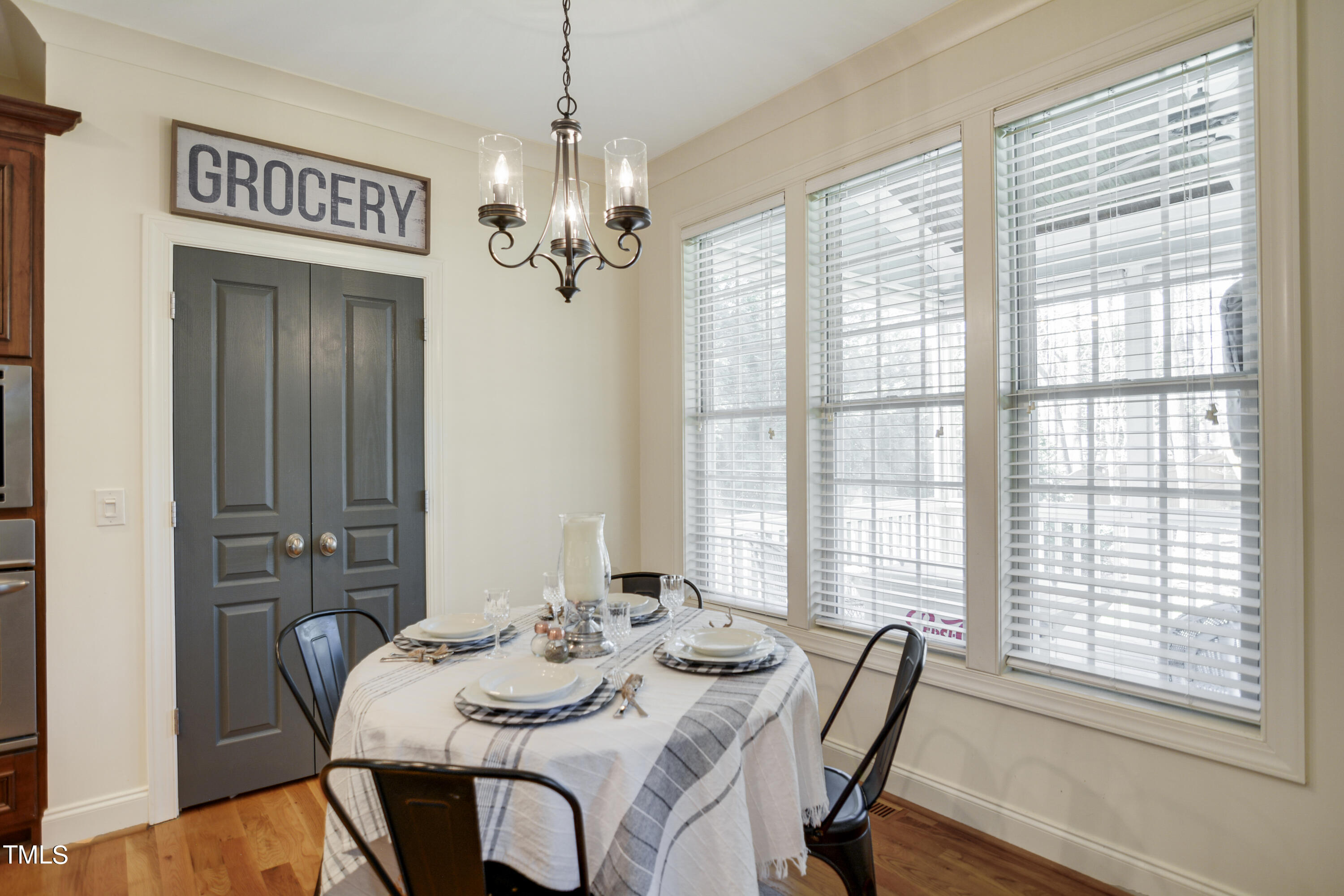 412 Redhill Road Holly Springs, NC 27540 - Photo 10 of 26 07