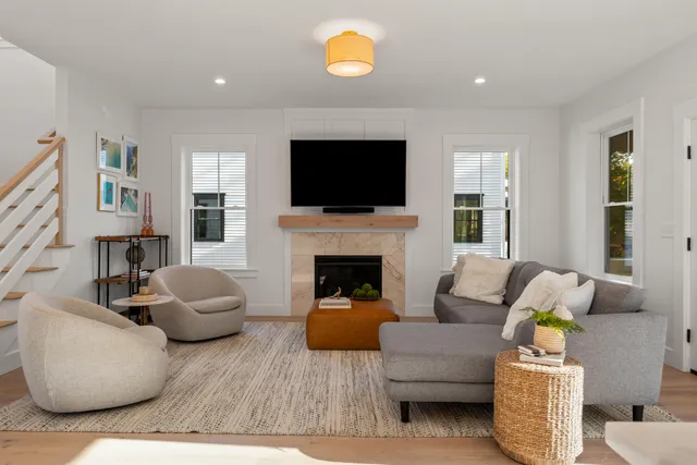 $1,195,000 | 9 Paulsen Drive, Scarborough, ME 04074