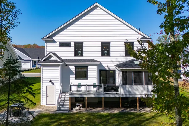 $1,195,000 | 9 Paulsen Drive, Scarborough, ME 04074