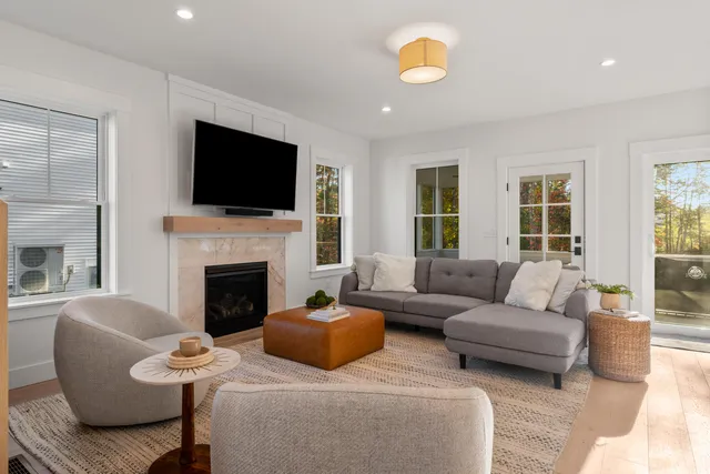 $1,195,000 | 9 Paulsen Drive, Scarborough, ME 04074