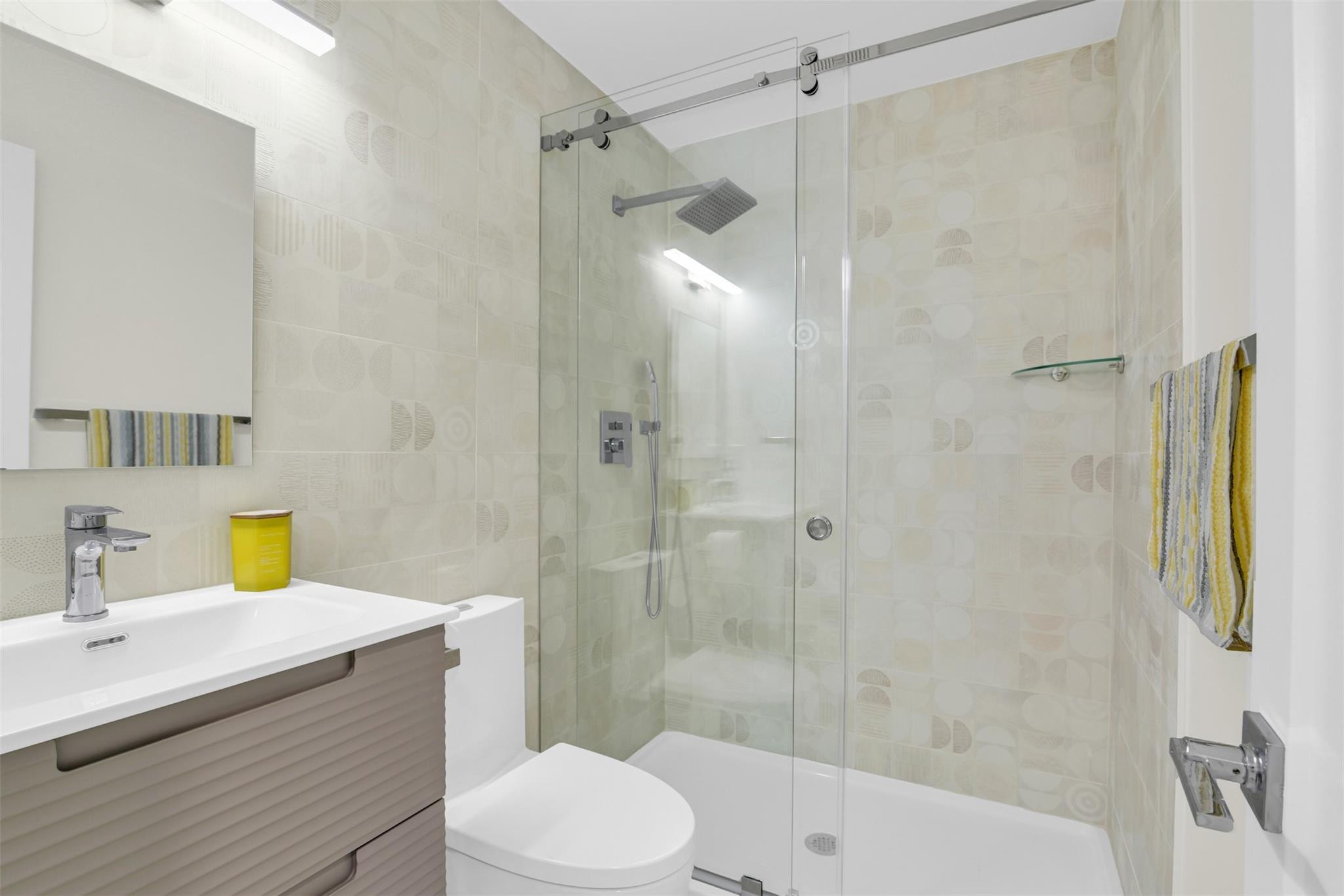 5243 Poppy Place, Unit B Delray Beach, FL 33484 - Photo 14 of 21 Photo 14