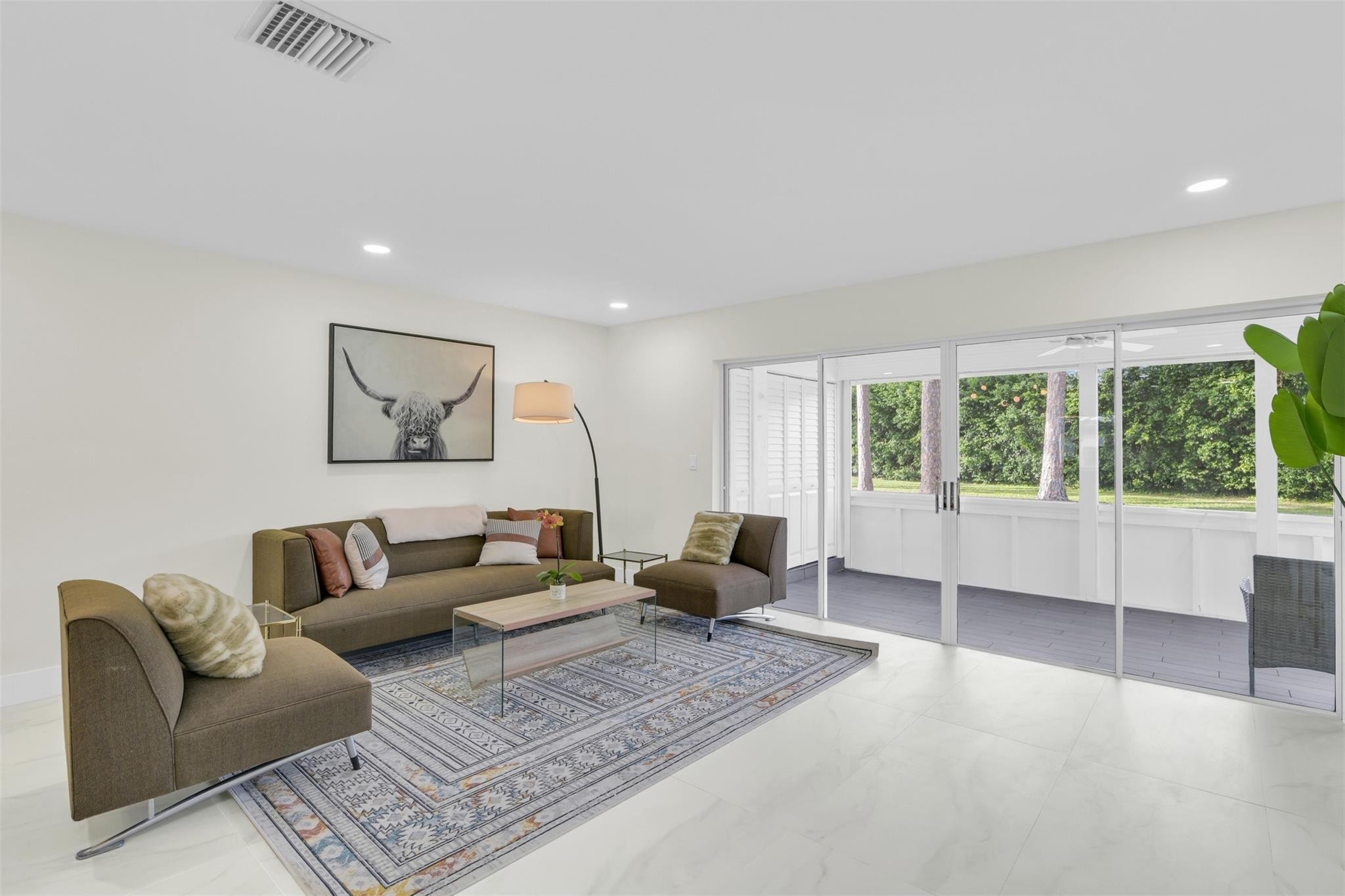 5243 Poppy Place, Unit B Delray Beach, FL 33484 - Photo 7 of 21 Photo 7