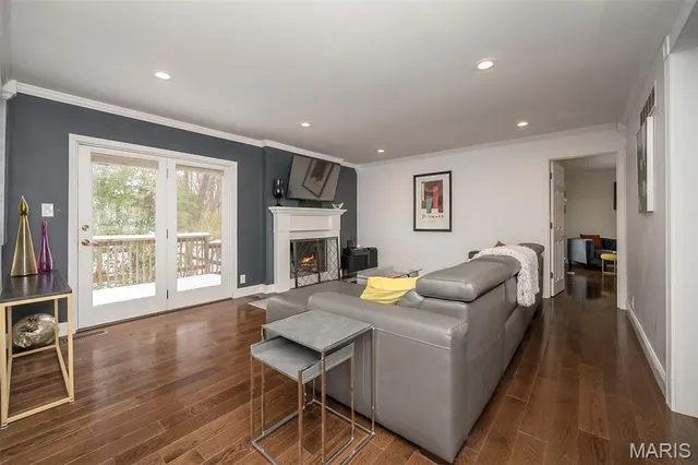 $649,000 | 135 Greentrails Drive South, Chesterfield, MO 63017