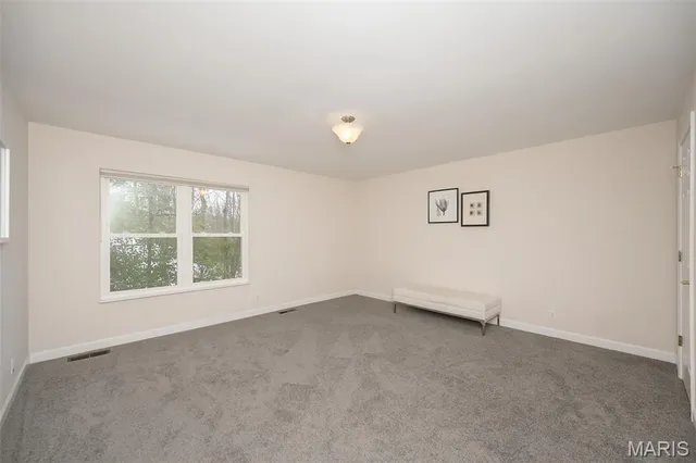 $649,000 | 135 Greentrails Drive South, Chesterfield, MO 63017