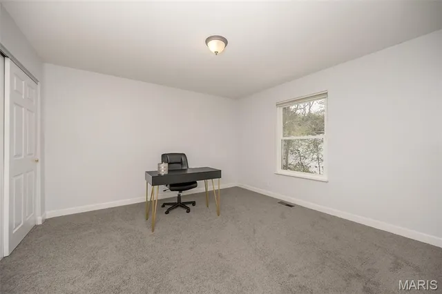 $649,000 | 135 Greentrails Drive South, Chesterfield, MO 63017