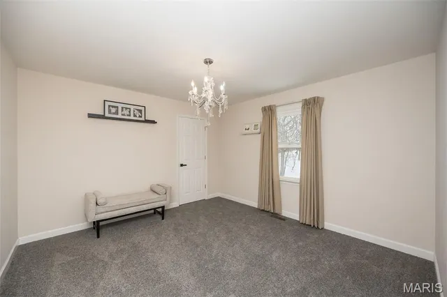 $649,000 | 135 Greentrails Drive South, Chesterfield, MO 63017