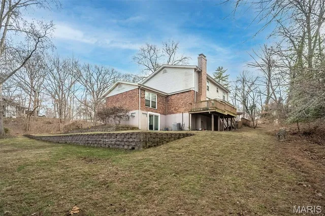 $649,000 | 135 Greentrails Drive South, Chesterfield, MO 63017