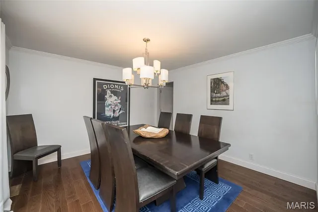 $649,000 | 135 Greentrails Drive South, Chesterfield, MO 63017