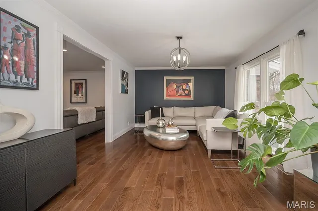 $649,000 | 135 Greentrails Drive South, Chesterfield, MO 63017