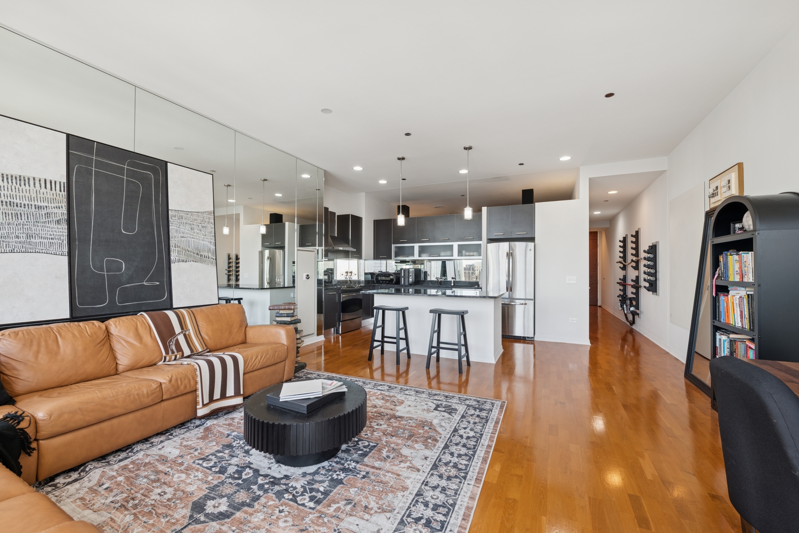 65 East Monroe Street, Unit 4111 Chicago, IL 60603 - Photo 4 of 12