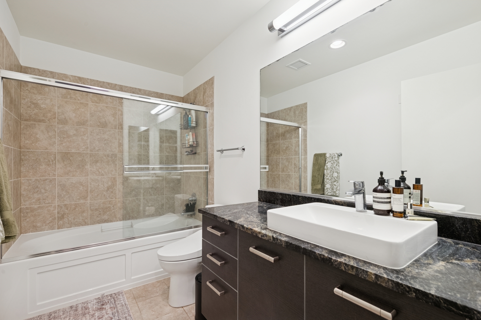 65 East Monroe Street, Unit 4111 Chicago, IL 60603 - Photo 10 of 12