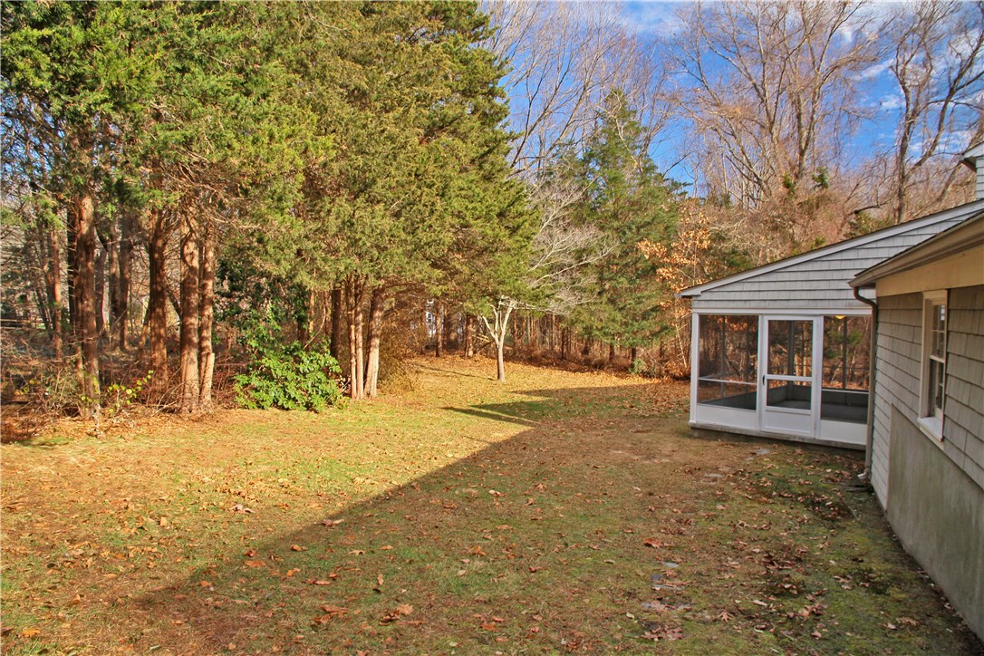 1145 Middle Road East Greenwich, RI 02818 - Photo 4 of 33 Gallery Image 4