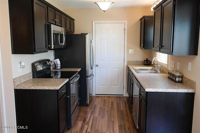833 Shadowridge Road Jacksonville, NC 28546 - Photo 6 of 15 6