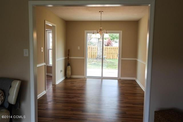 833 Shadowridge Road Jacksonville, NC 28546 - Photo 8 of 15 8