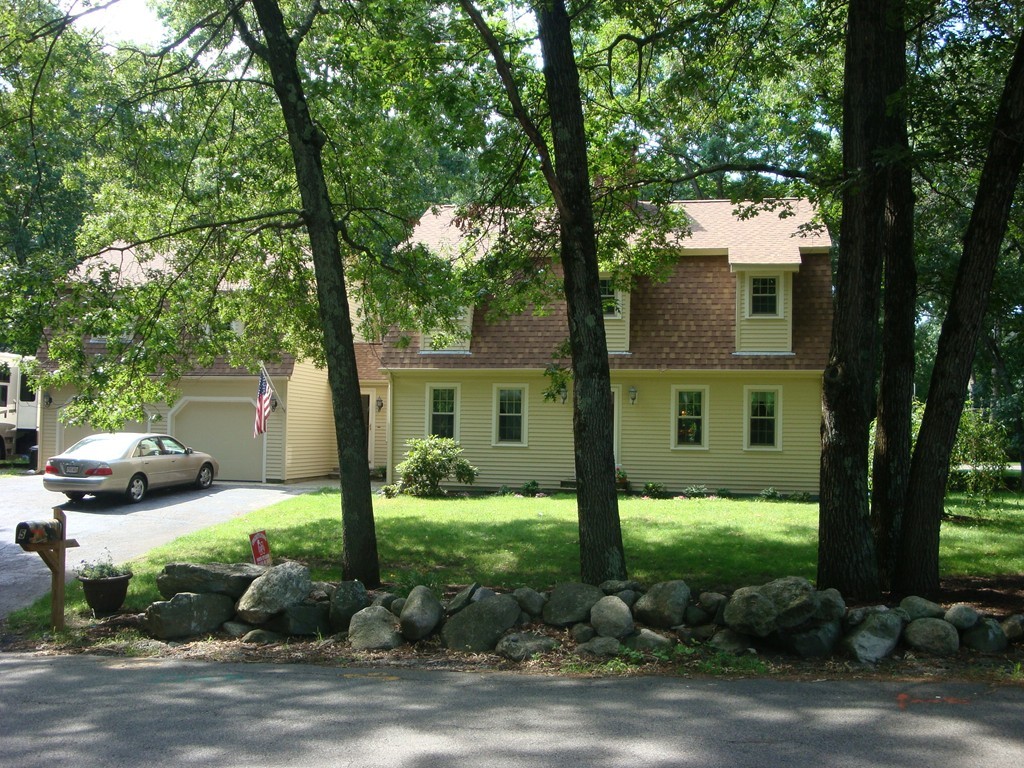 5 Huntsbridge Road North Attleboro, MA 02760 - Photo 2 of 16 Gallery Image 2