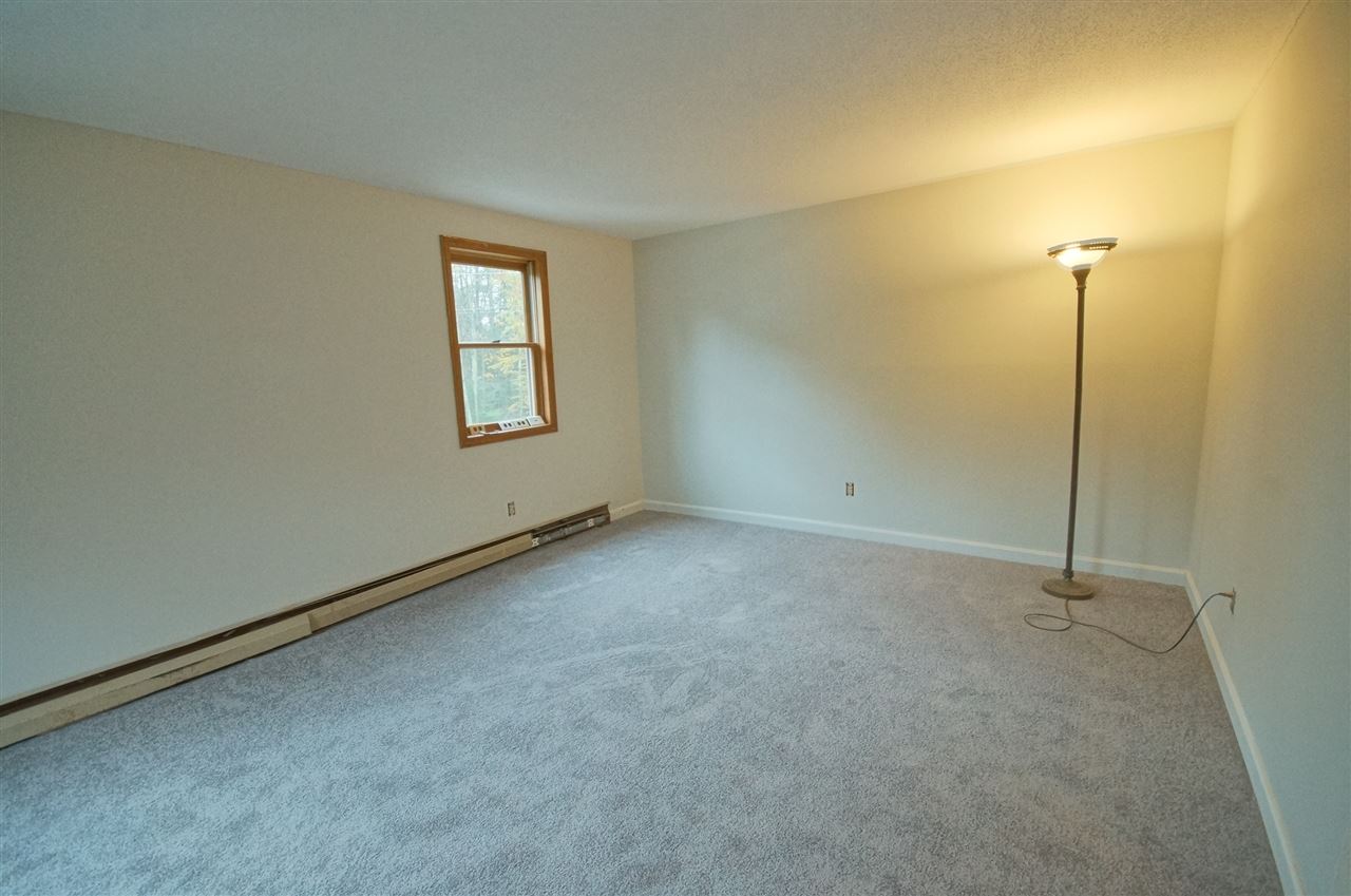 158 North Shore Road, Unit B Derry, NH 03038 - Photo 14 of 29