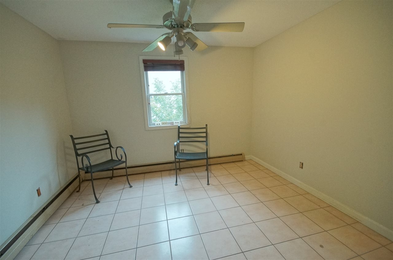 158 North Shore Road, Unit B Derry, NH 03038 - Photo 17 of 29