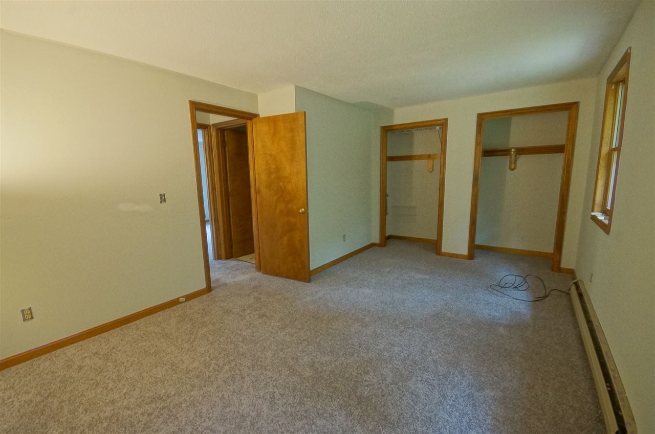 158 North Shore Road, Unit B Derry, NH 03038 - Photo 20 of 29