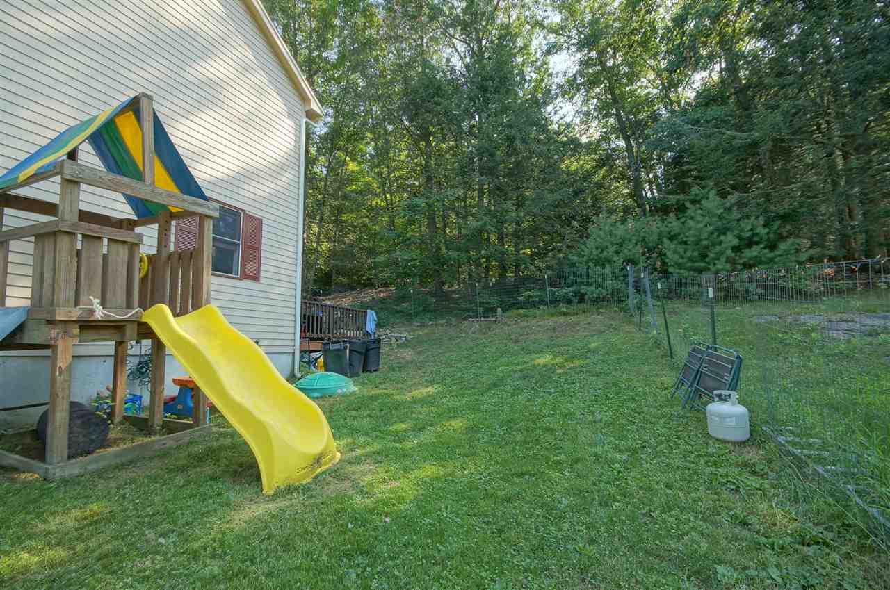 158 North Shore Road, Unit B Derry, NH 03038 - Photo 23 of 29
