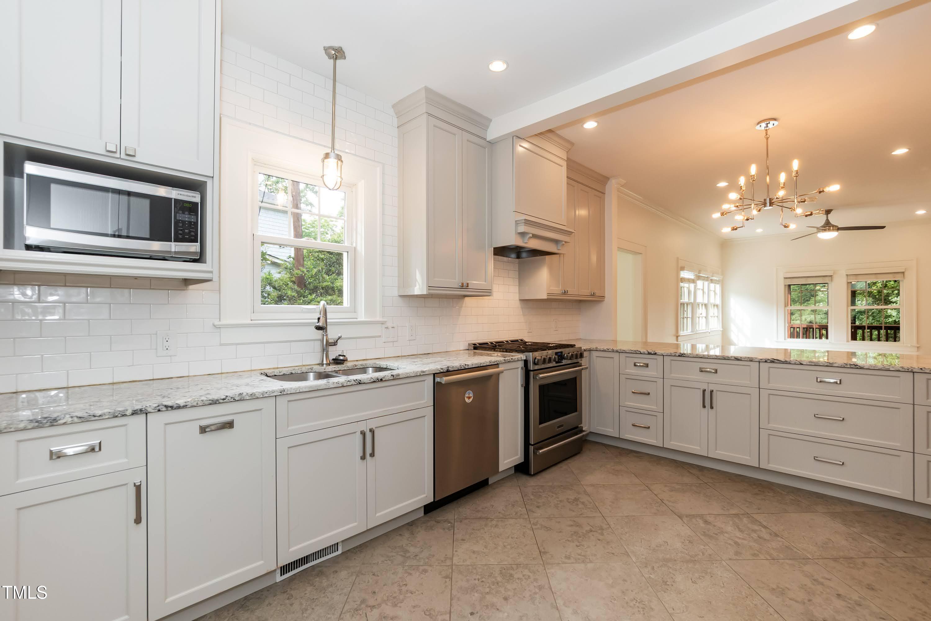2236 The Circle Raleigh, NC 27608 - Photo 14 of 61 Kitchen 01