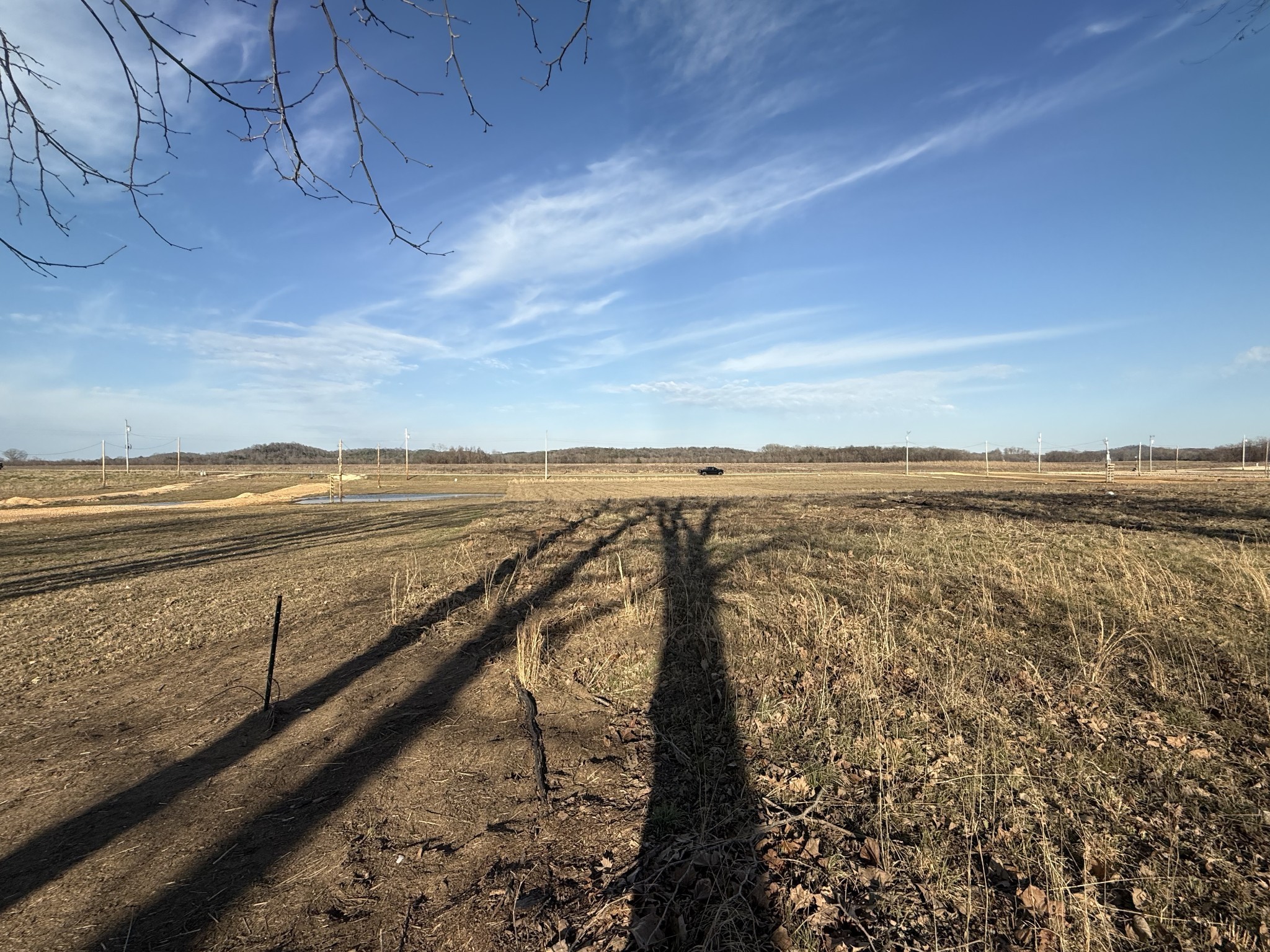 415 Hardin Btm Road Clifton, TN 38425 - Photo 13 of 21 a view of an ocean