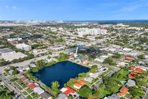 view of city and building