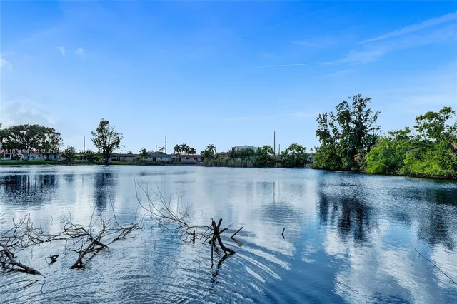 a view of a lake with houses