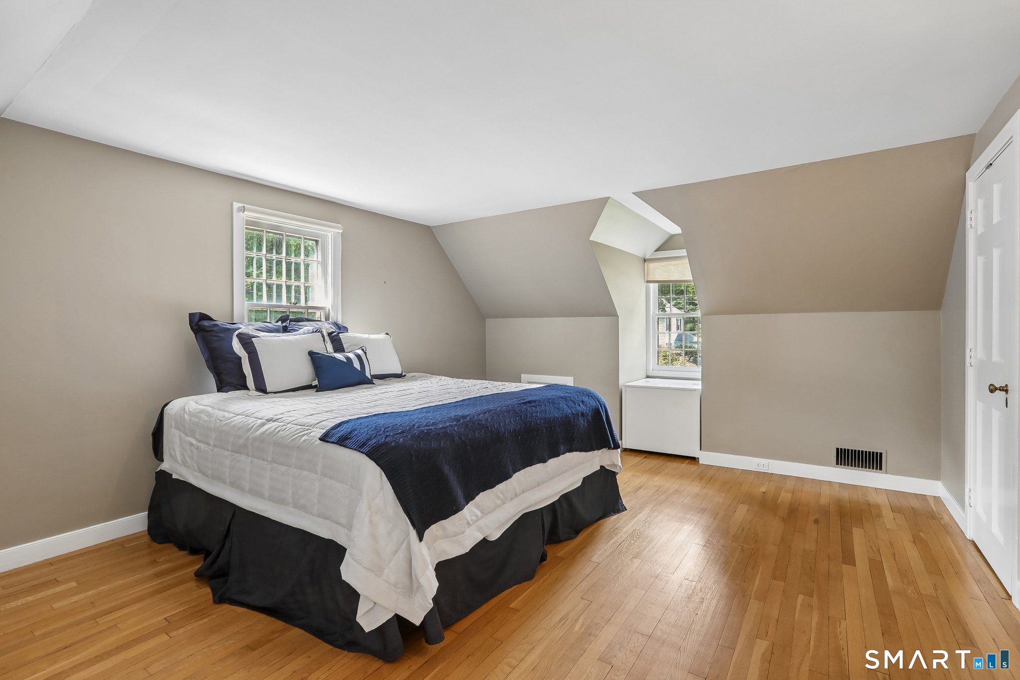 20 Ridge Road Danbury, CT 06810 - Photo 18 of 31 Gallery Image 18