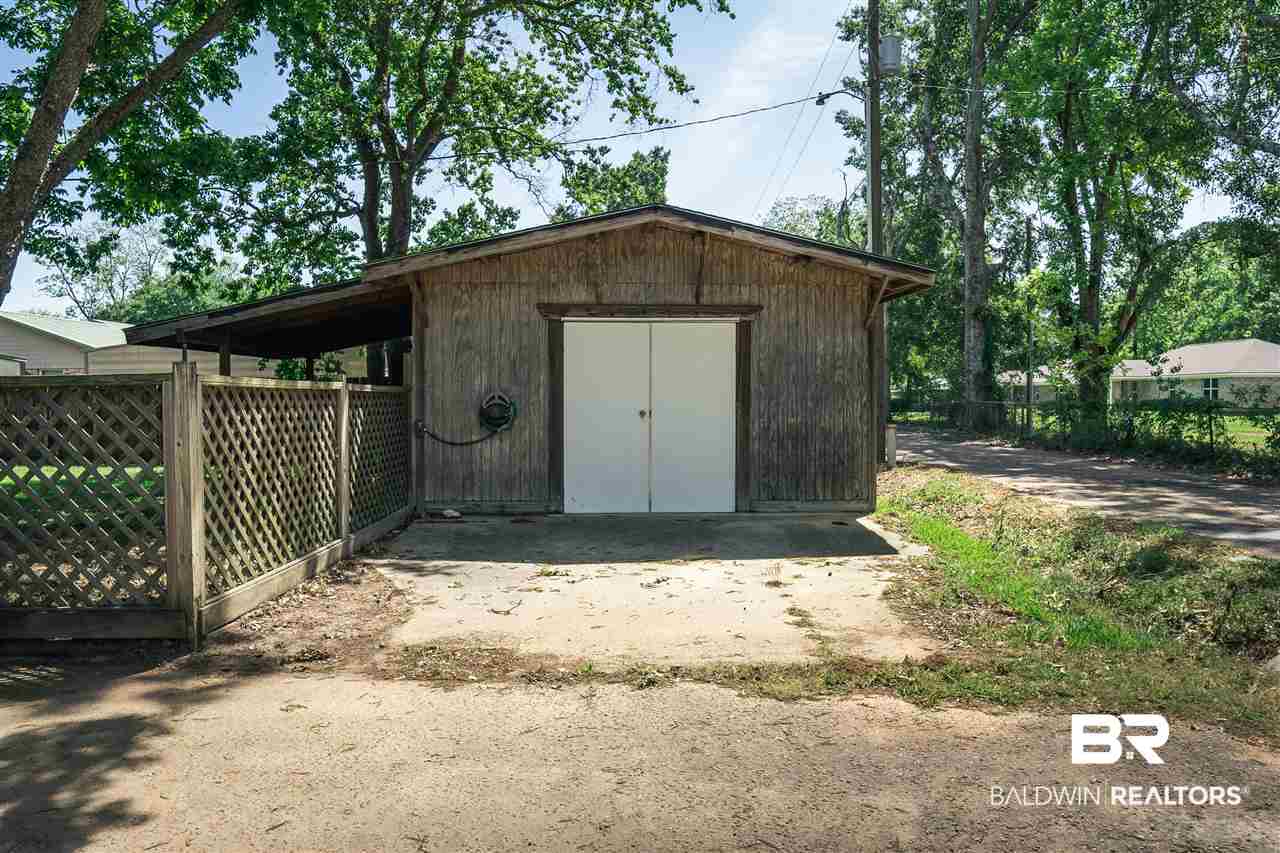 602 East Walker Avenue Foley, AL 36535 - Photo 6 of 24