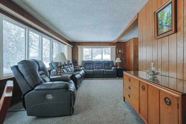 $499,000 | 15899 Lakeview Drive, Buchanan, MI 49107