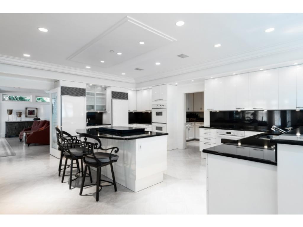 157 Little Harbor Road New Castle, NH 03854 - Photo 11 of 36 Gallery Image 11