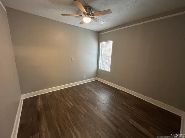 $795 | 1409 West Woodlawn Avenue, Unit 4, San Antonio, TX 78201