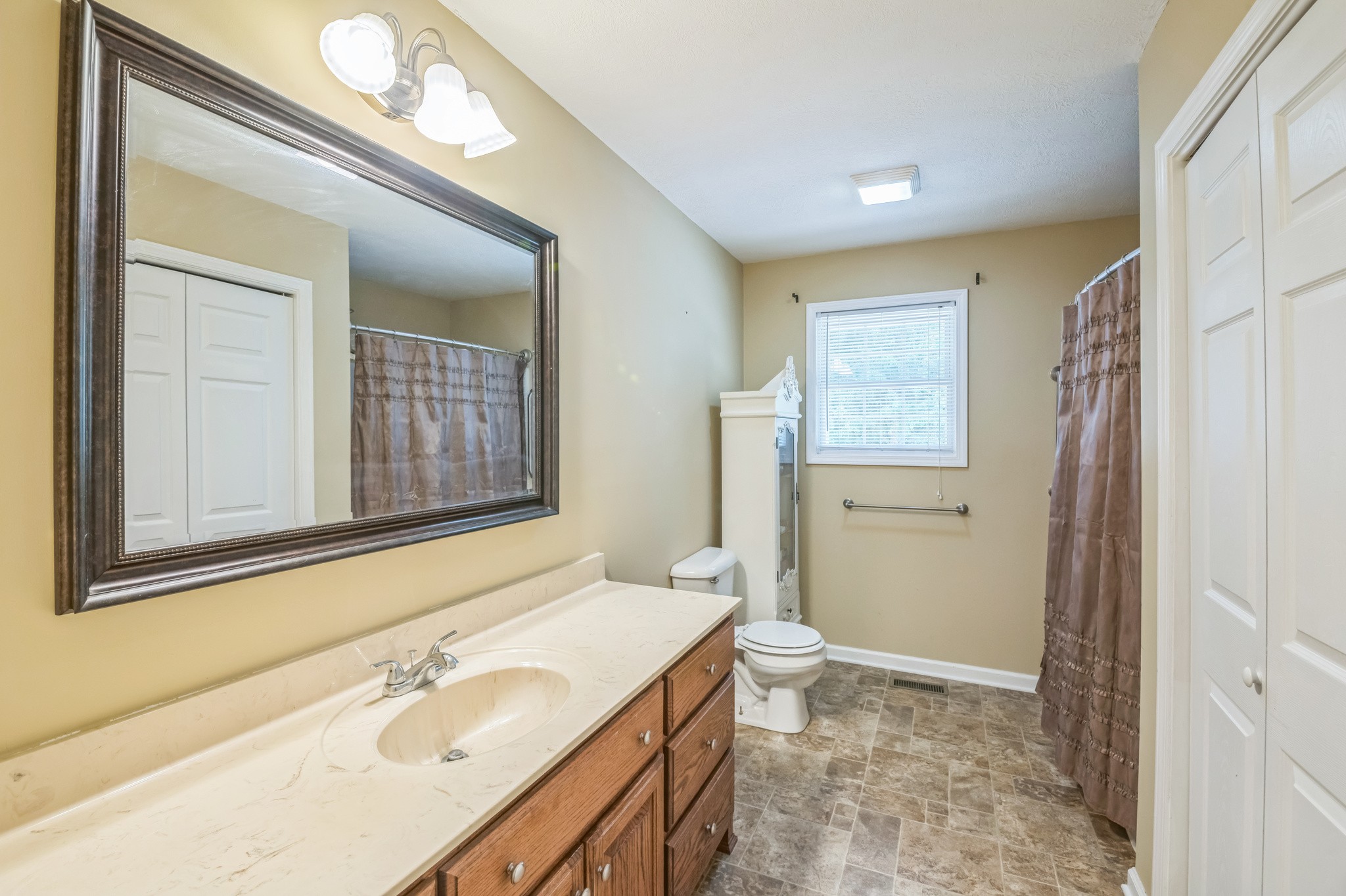 610 Old Stewart Road Tennessee Ridge, TN 37178 - Photo 13 of 32