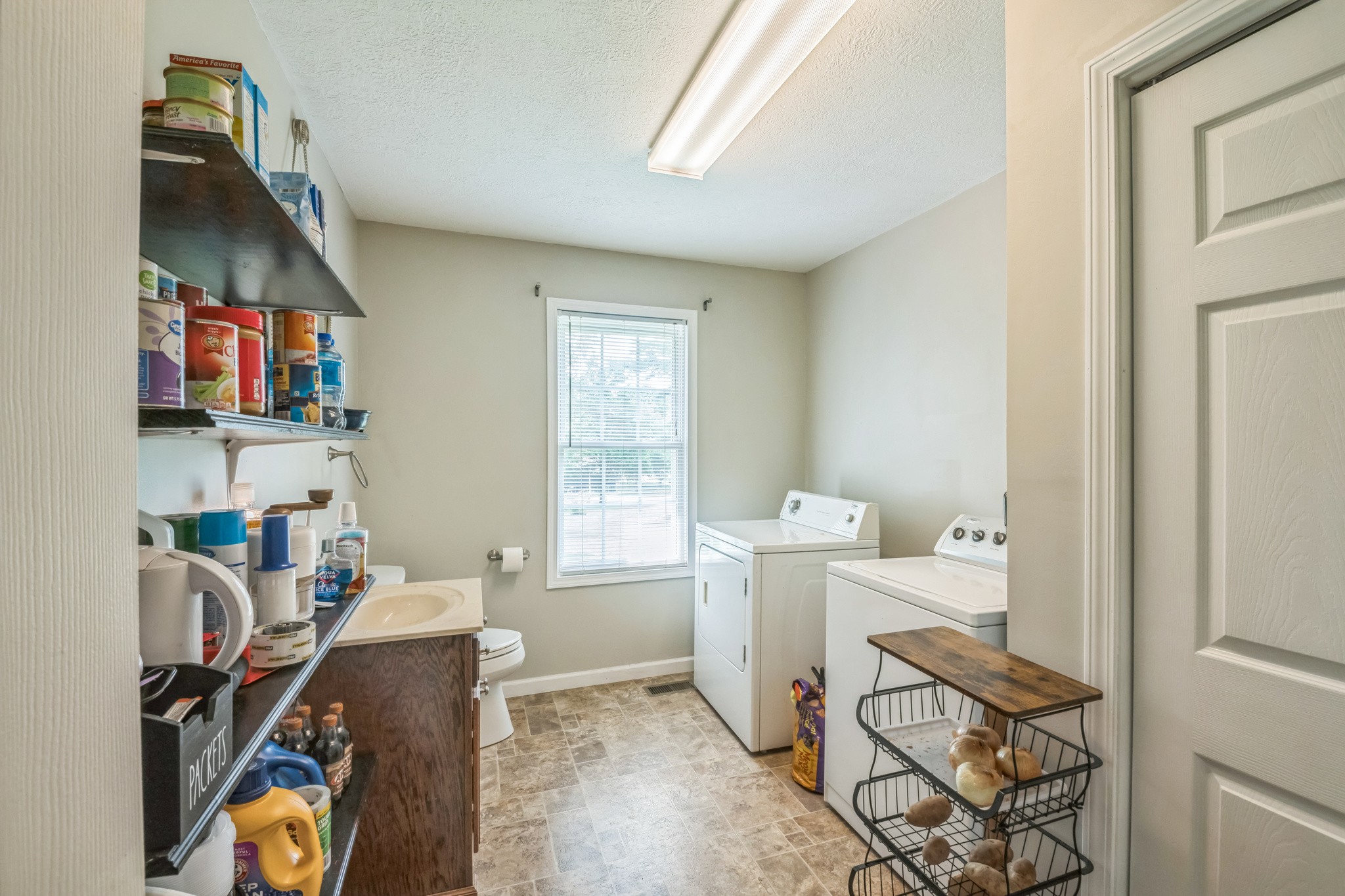 610 Old Stewart Road Tennessee Ridge, TN 37178 - Photo 16 of 32
