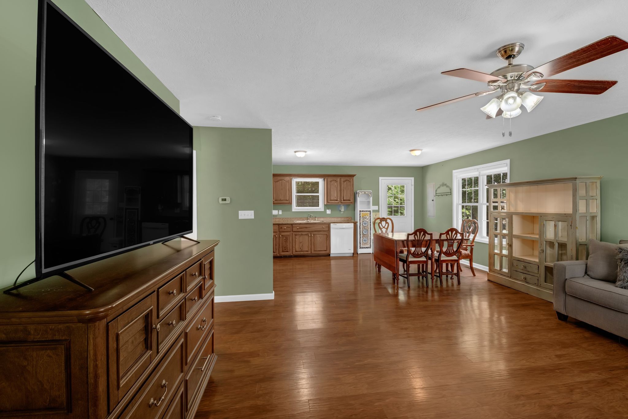 610 Old Stewart Road Tennessee Ridge, TN 37178 - Photo 8 of 32