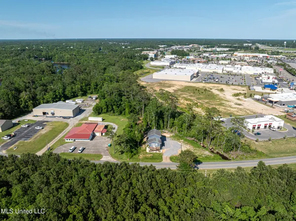 $399,000 | 10954 Old Highway 67, D'Iberville, MS 39540