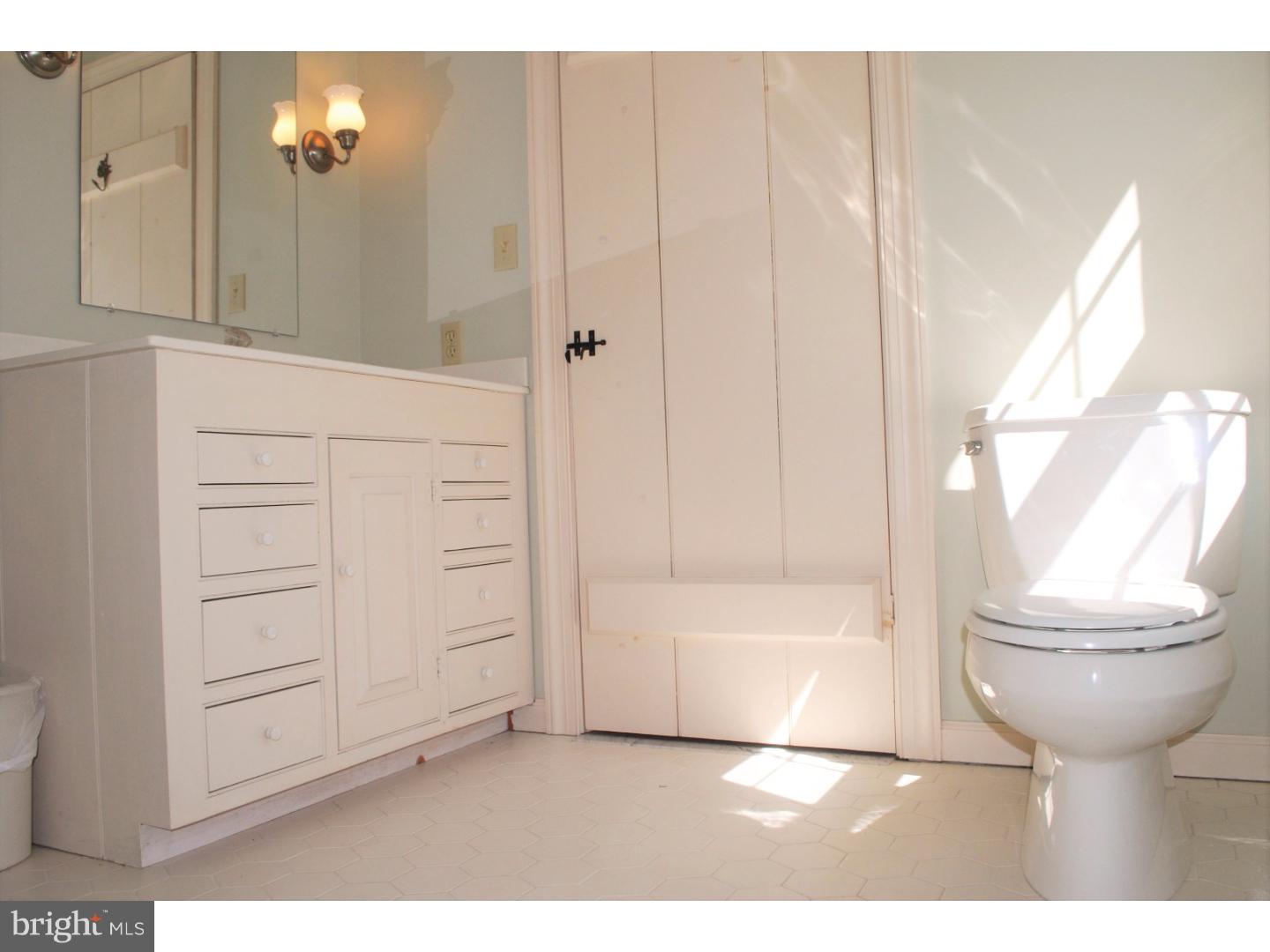 4228 Lower Mountain Road New Hope, PA 18938 - Photo 19 of 25 Gallery Image 19