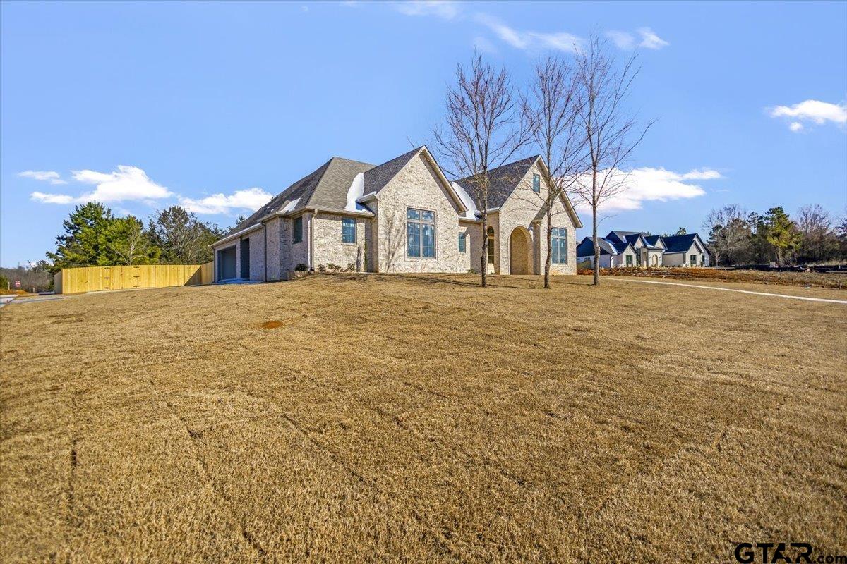 302 Heath Circle Tyler, TX 75703 - Photo 2 of 15