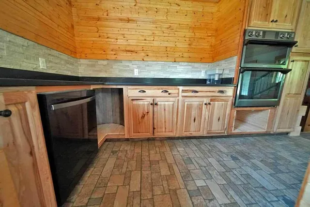 $384,500 | 112 Mcdonald Road, Littleton, ME 04730