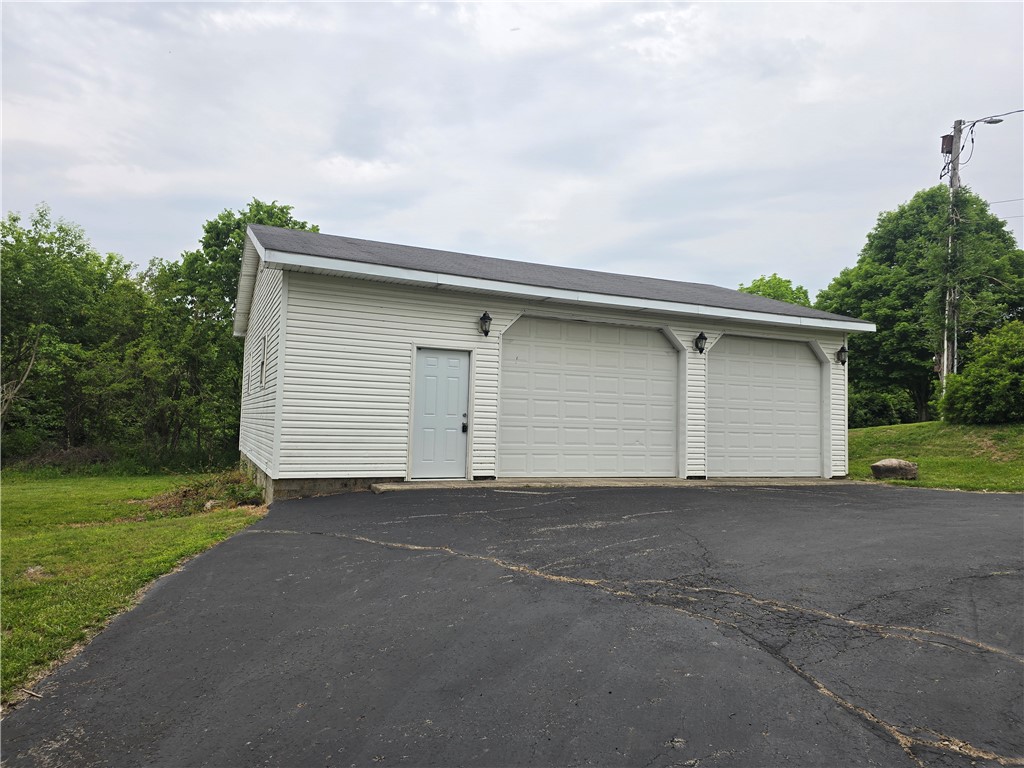 7915 Greenbush Road Somerville, OH 45064 - Photo 7 of 38