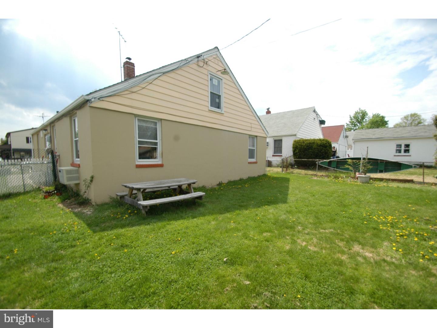 1009 Ripley Street Philadelphia, PA 19111 - Photo 17 of 17 Gallery Image 17