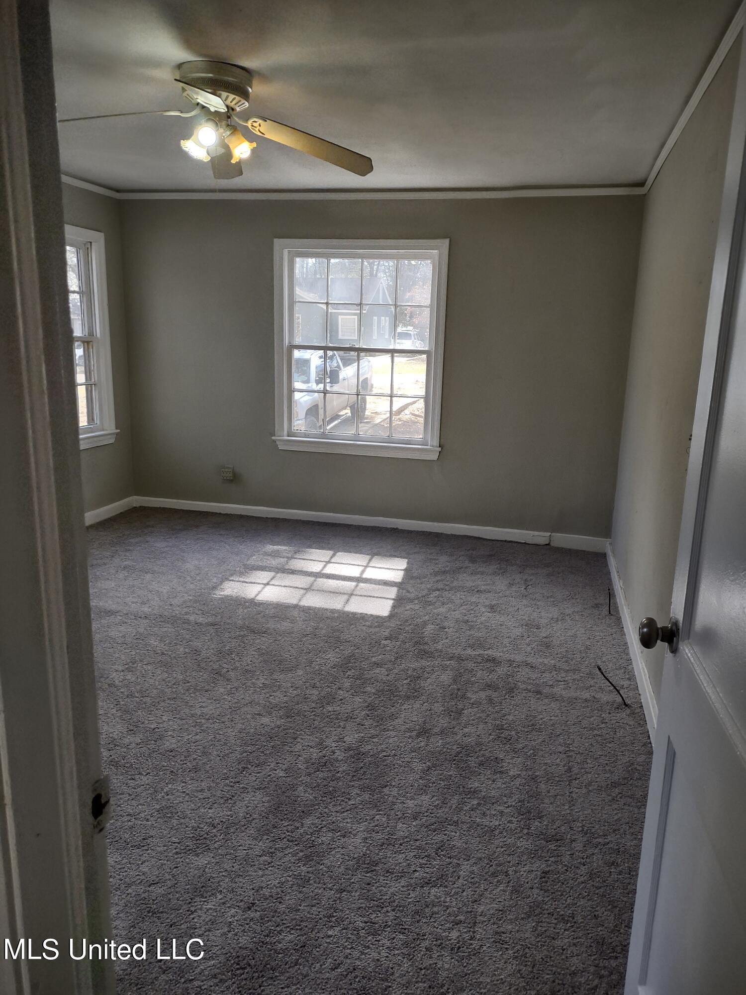 618 Belvedere Road Jackson, MS 39206 - Photo 8 of 13 5